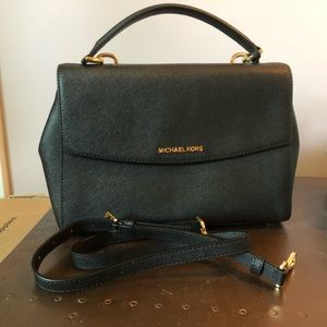 Michael Kors leather bag with gold detailing